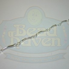 SilverSmall Curved Bar Chain